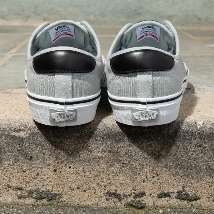 Vans Chima Ferguson Pro MirageWhite Mens Pro Skate Vans Chima Ferguson Pro MirageWhite Mens Pro Skate
