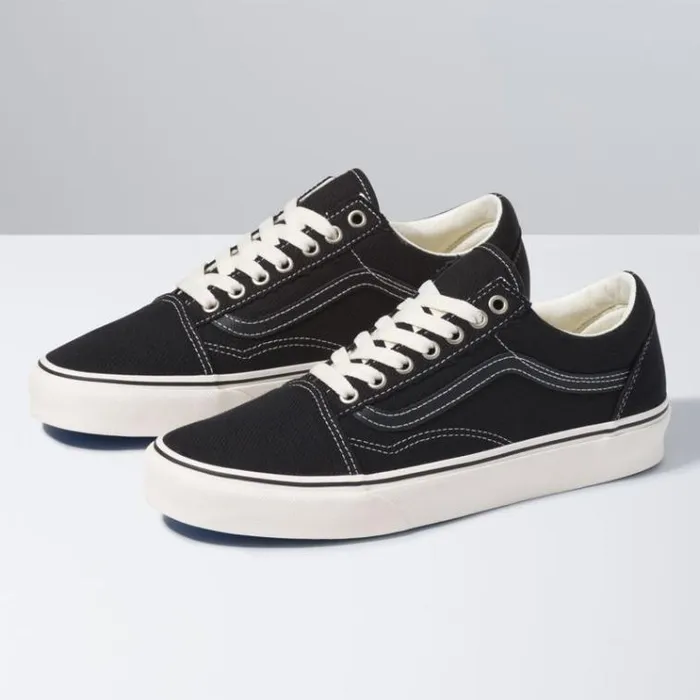 Vans Earth Old Skool BlackMarshmallow MensWomens Classics Shoes