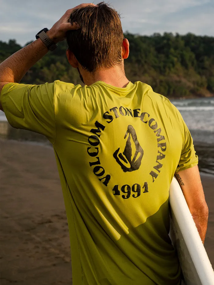 Volcom Rashguards Spray Stone Short Sleeve 8211 Oasis Oasis 8211 Mens
