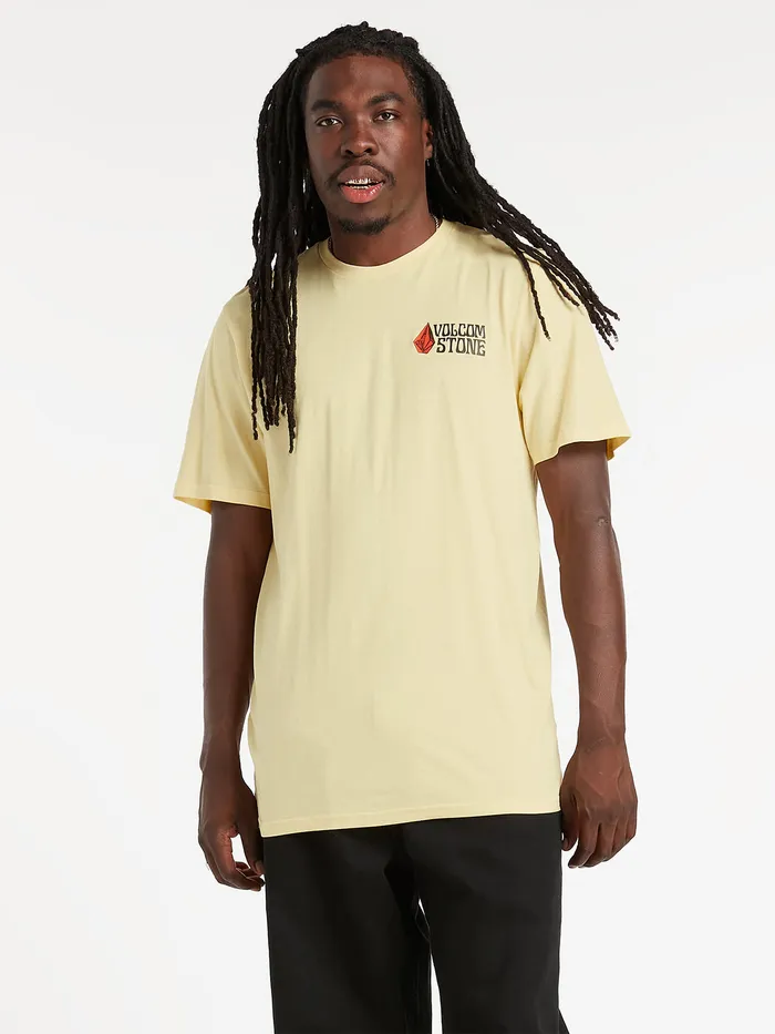 Volcom TShirts and Tanks Mystery Tubes Short Sleeve Tee 8211 Glimmer Yellow Glimmer Yellow 8211 Mens Volcom TShirts and Tanks Mystery Tubes Short Sleeve Tee 8211 Glimmer Yellow Glimmer Yellow 8211 Mens