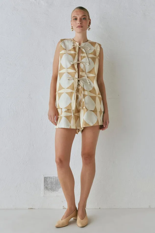 VRG GRL Enni Linen Smock Top Scope Women Sleeveless