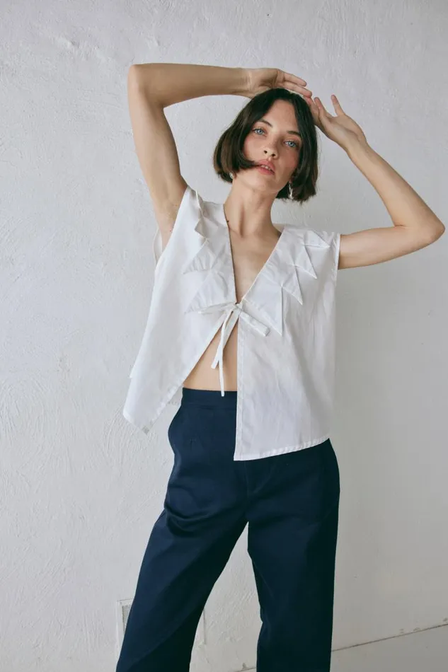 VRG GRL Zella Top White Women Vests