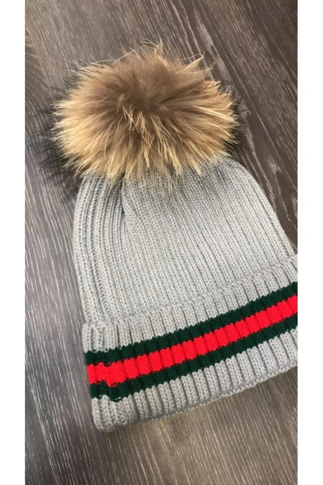 Women Beanie With Removable Fur PomPom Brentiny Paris Beanie