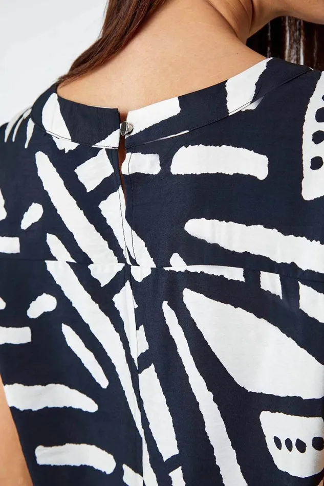 Women Black Contrast Abstract Print Top Roman Tops