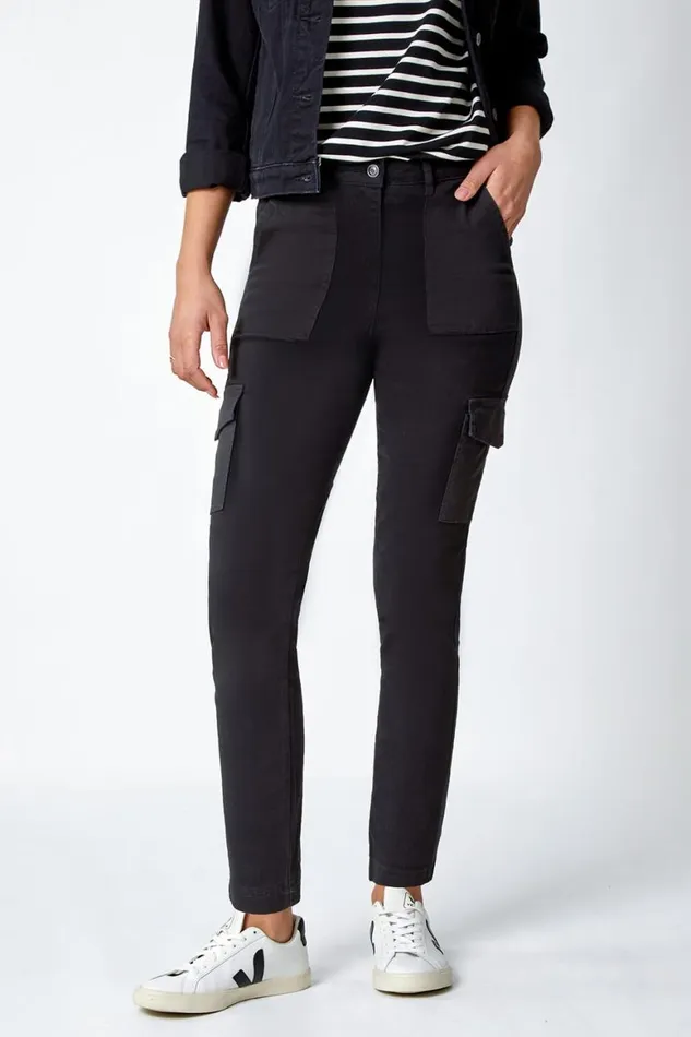 Women Black Cotton Blend Cargo Stretch Jegging Roman Trousers
