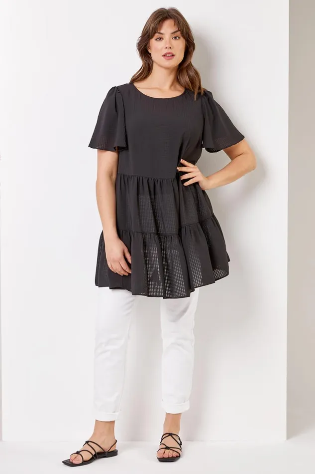 Women Black Curve Check Texture Tiered Tunic Top Roman Tops