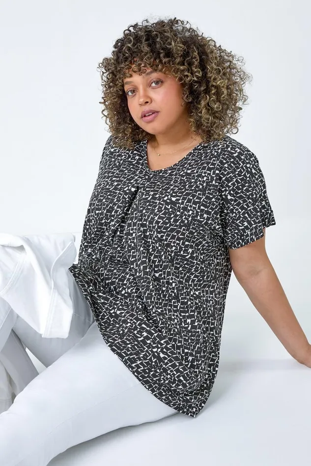 Women Black Curve Pleat Front Printed VNeck Stretch Top Roman Tops