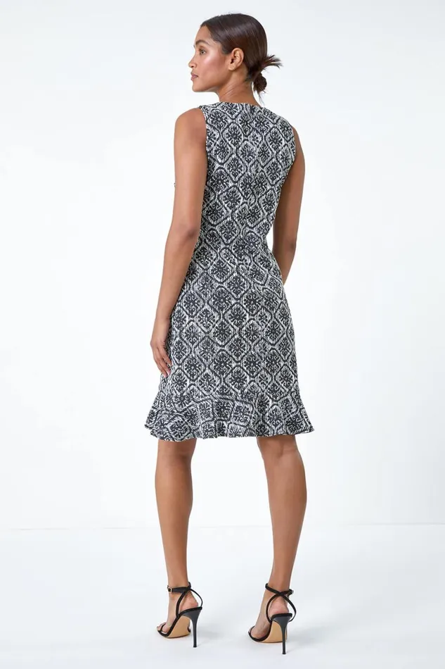 Women Black Geometric Print Frill Hem Dress Roman Dresses