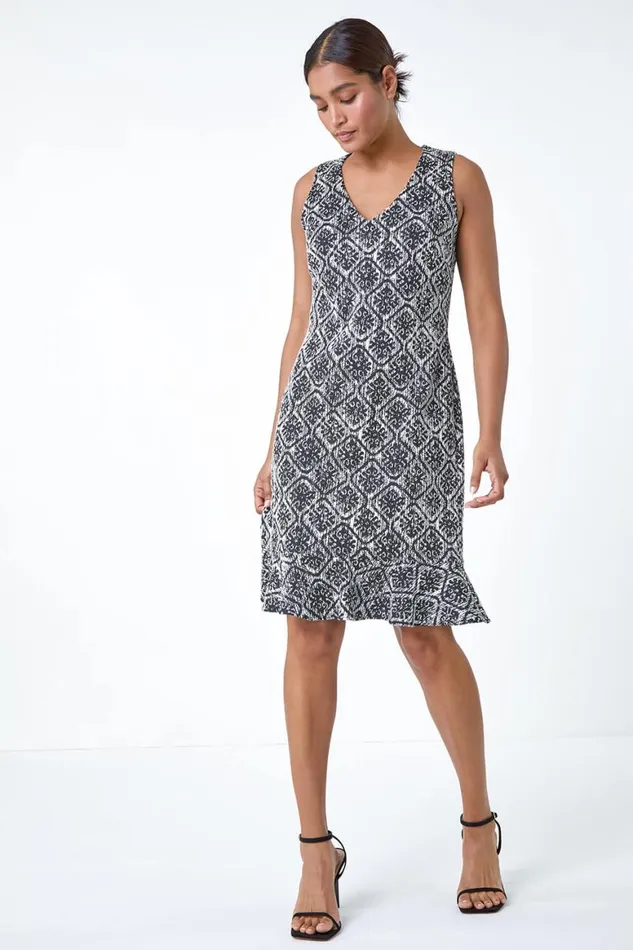 Women Black Geometric Print Frill Hem Dress Roman Dresses
