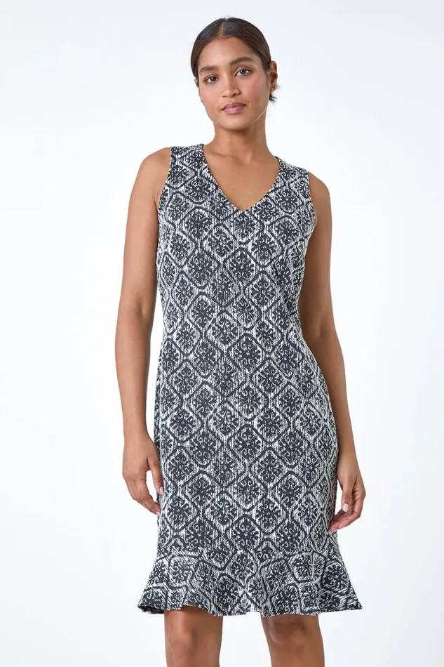 Women Black Geometric Print Frill Hem Dress Roman Dresses