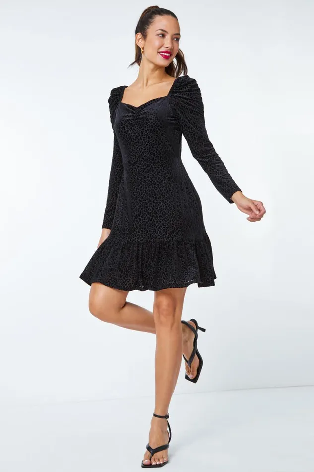 Women Black Velvet Leopard Print Sweetheart Neck Dress Roman Dresses