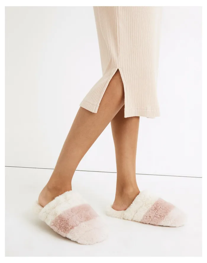 Women Colorblock Quilted Scuff Slippers In Recycled Faux Fur Dusty Blush Multi Madewell Slippers Women Colorblock Quilted Scuff Slippers In Recycled Faux Fur Dusty Blush Multi Madewell Slippers