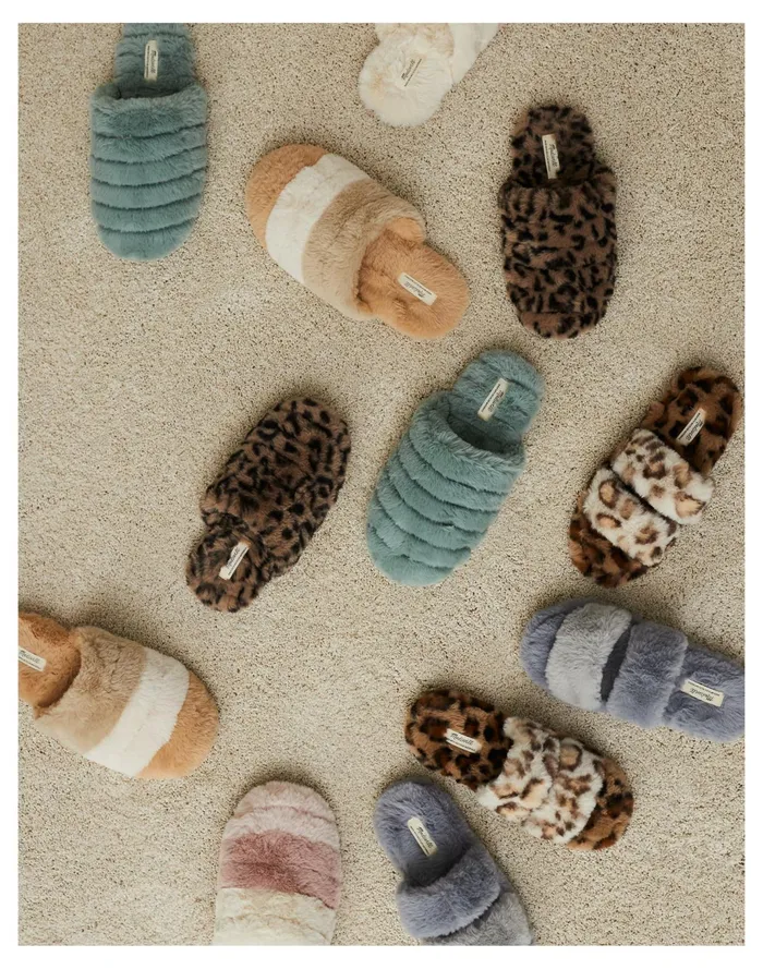 Women Colorblock Quilted Scuff Slippers In Recycled Faux Fur Dusty Blush Multi Madewell Slippers Women Colorblock Quilted Scuff Slippers In Recycled Faux Fur Dusty Blush Multi Madewell Slippers