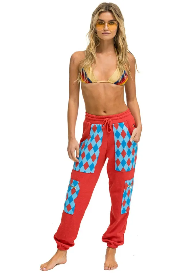 Women DIAMOND SMILEY 2 EMBROIDERY CARGO COLOR BLOCK SWEATPANTS 8211 RED SKY Aviator Nation Sweatpants Women DIAMOND SMILEY 2 EMBROIDERY CARGO COLOR BLOCK SWEATPANTS 8211 RED SKY Aviator Nation Sweatpants