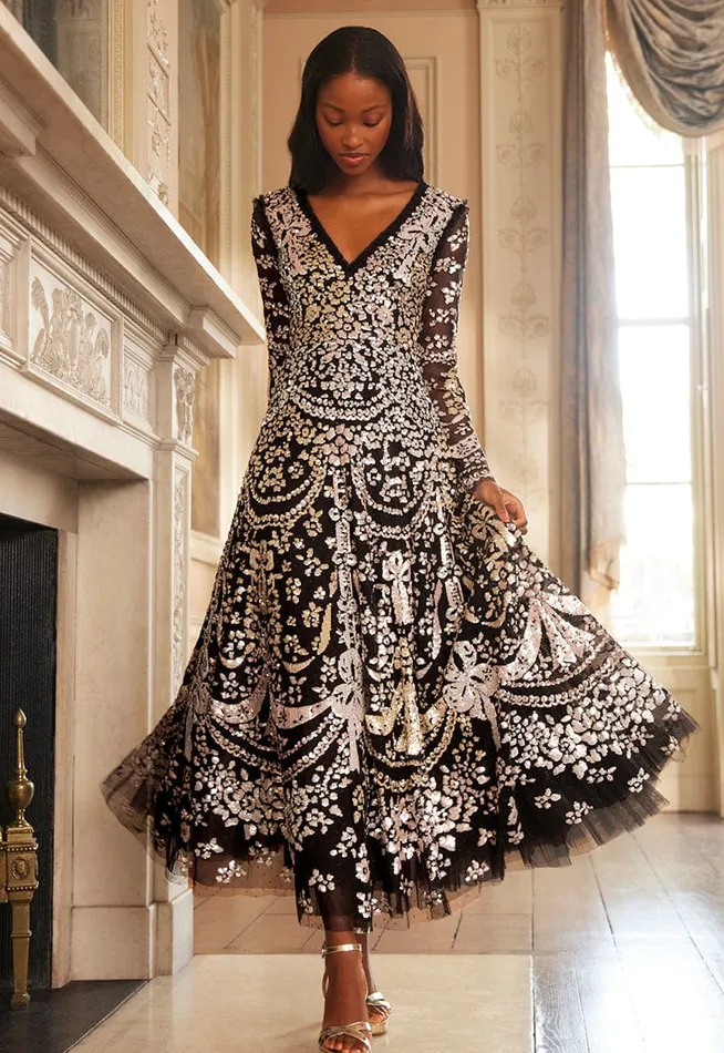Women Embellished Dresses Needle and Thread Chandelier Gloss Gown Black