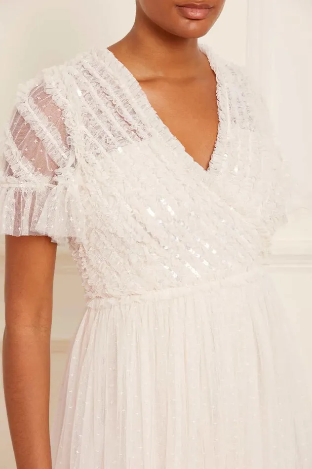 Women Embellished Dresses Needle and Thread Spiral Sequin Bodice VNeck Ankle Gown Champagne