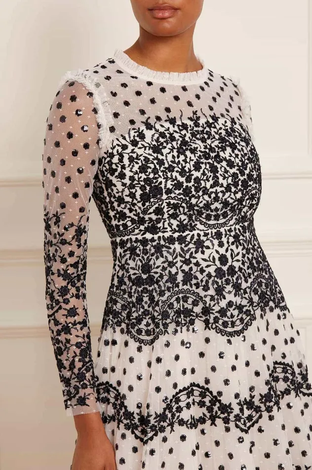 Women Embroidered Dresses Needle and Thread Beatrice Long Sleeve Gown Champagne