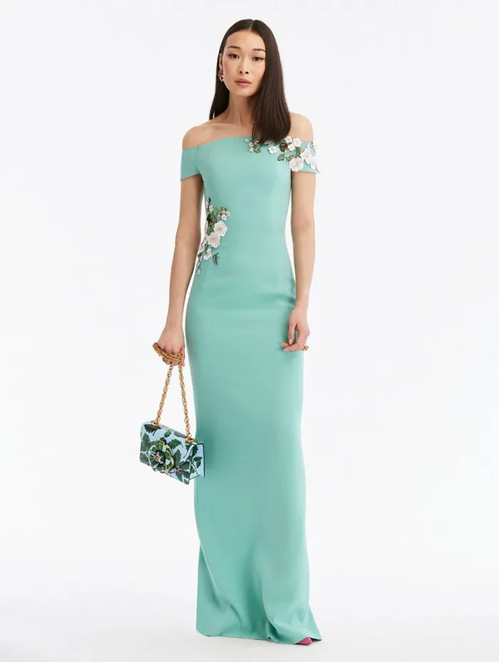 Women Gowns and Caftans Oscar De La Renta Off Shoulder Geranium Threadwork Gown Sagewhite Women Gowns and Caftans Oscar De La Renta Off Shoulder Geranium Threadwork Gown Sagewhite