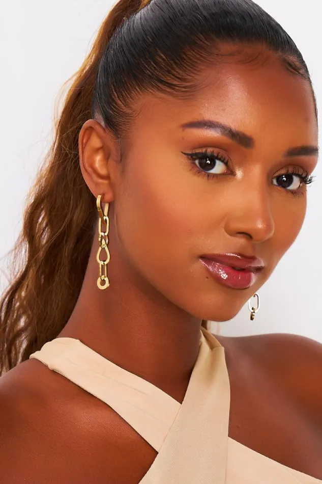 Women Graphic Chain Link Drop Earrings In Gold Golden Brentiny Paris Earrings