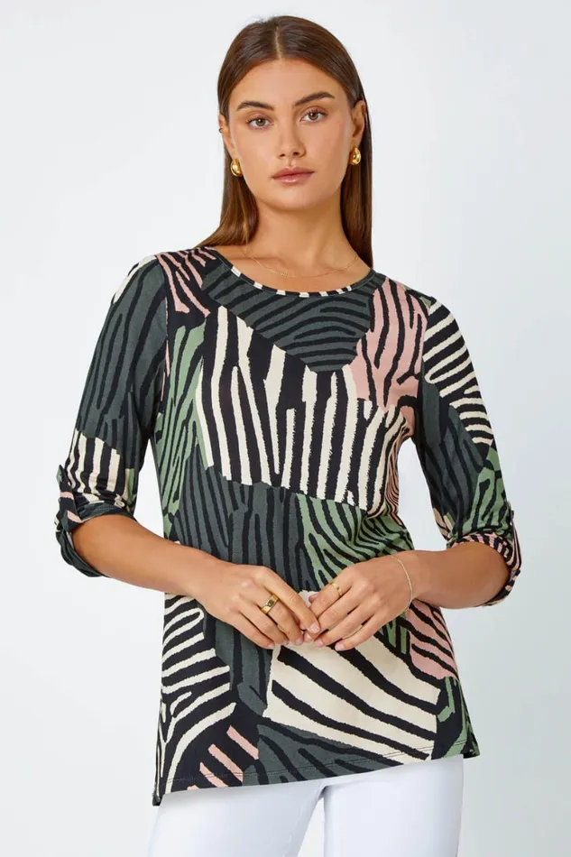 Women Green Animal Colour Block Stretch Top Roman Tops