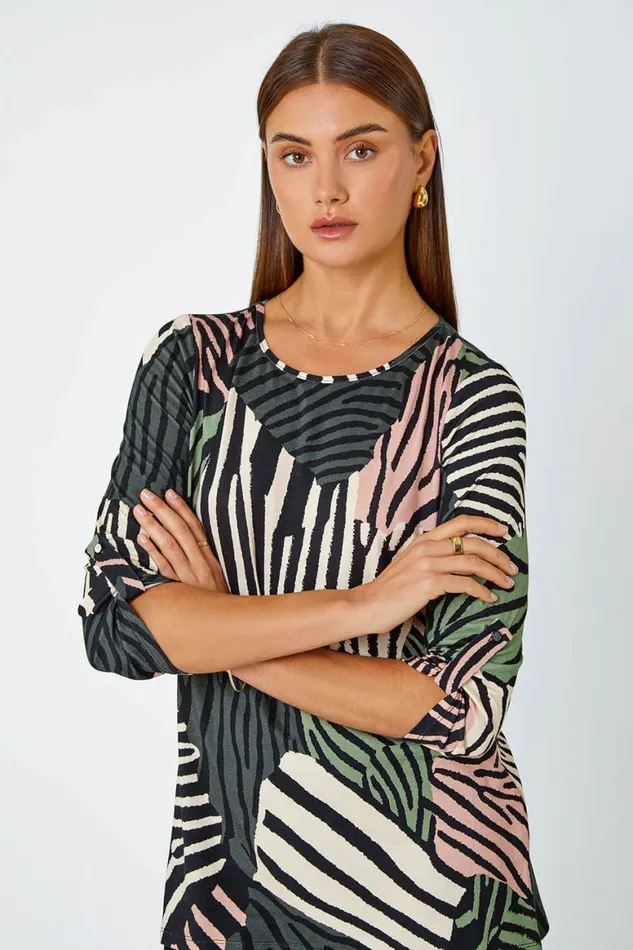 Women Green Animal Colour Block Stretch Top Roman Tops