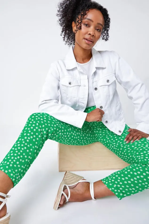 Women Green Petite Floral Tapered Elastic Waist Trouser Roman Trousers