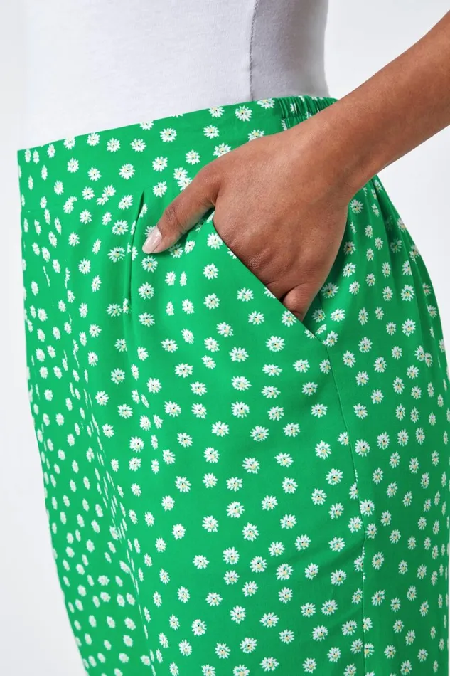 Women Green Petite Floral Tapered Elastic Waist Trouser Roman Trousers