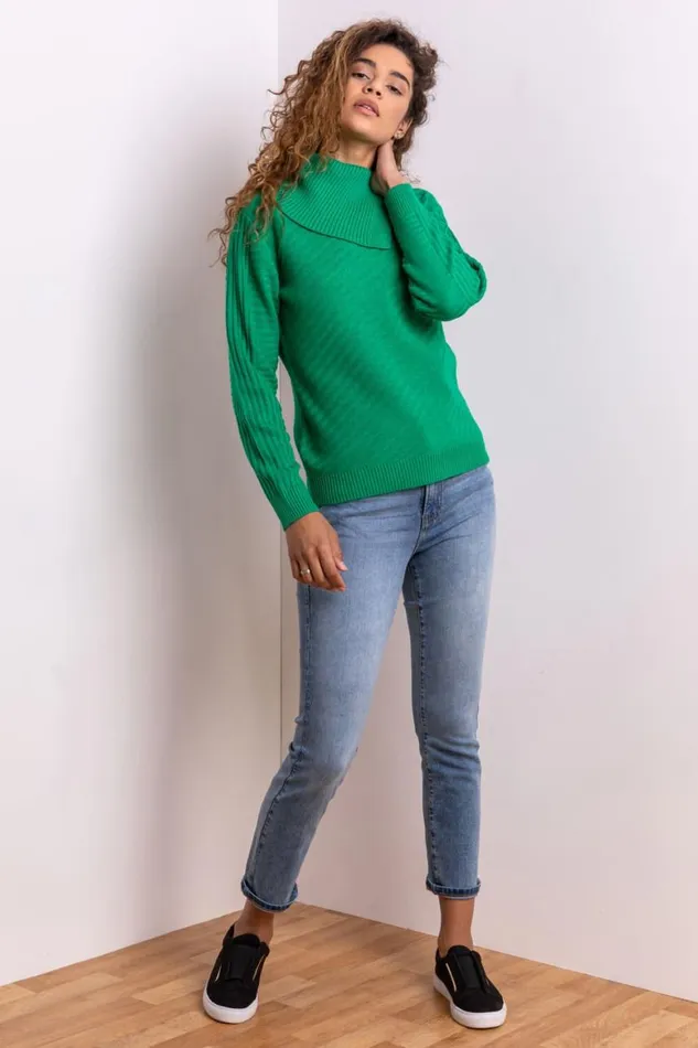 Women Green Textured Knit Split Neck Jumper Roman Knitwear