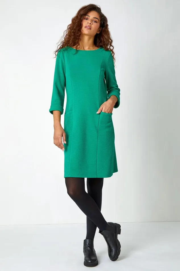 Women Green Textured Pocket Cotton Blend Shift Dress Roman Dresses