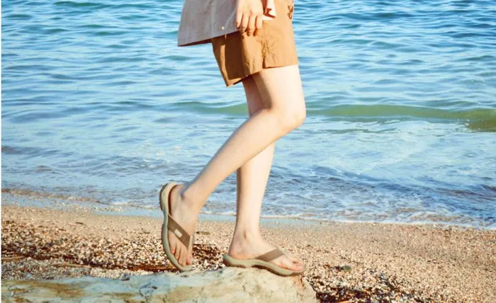 Women KEEN Casual Kona Flip Blue AtollBlue Danube Leather FlipFlop Women KEEN Casual Kona Flip Blue AtollBlue Danube Leather FlipFlop