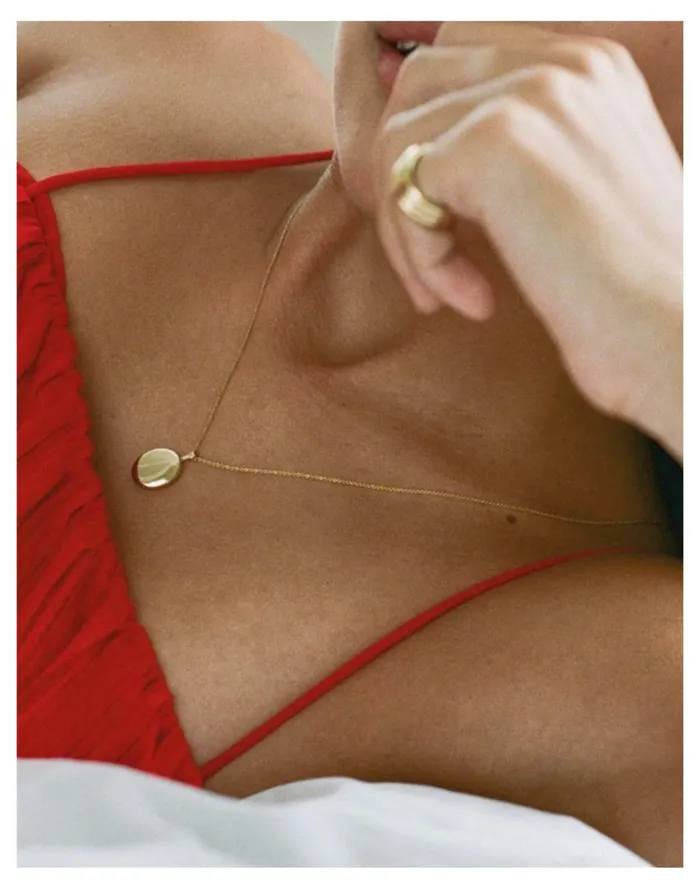 Women Kinn 10k Gold Oval Locket Necklace 20034 Chain Gold Madewell 14K GoldPlated Women Kinn 10k Gold Oval Locket Necklace 20034 Chain Gold Madewell 14K GoldPlated