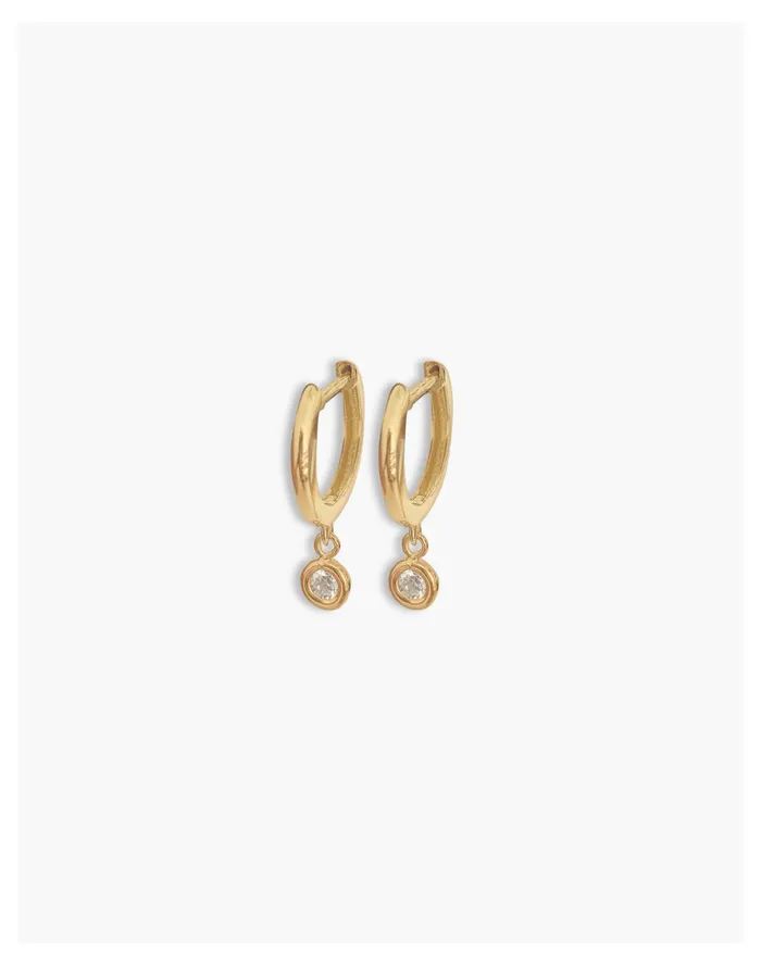 Women Kinn 14k Gold Kara Round Diamond Huggie Hoop Earrings Gold Madewell 14K GoldPlated Women Kinn 14k Gold Kara Round Diamond Huggie Hoop Earrings Gold Madewell 14K GoldPlated