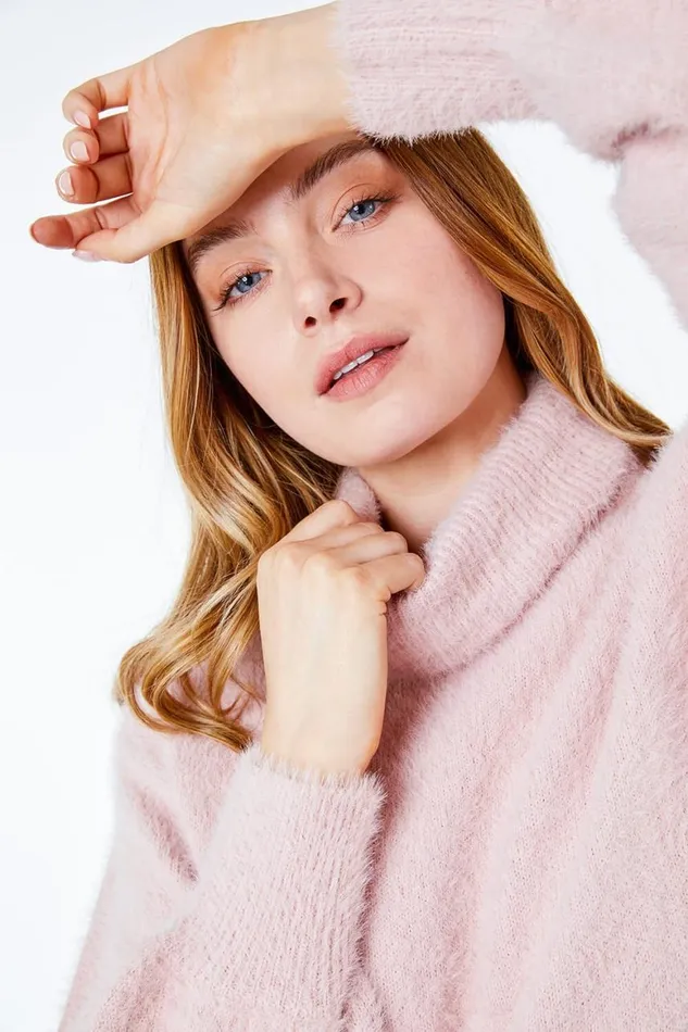 Women Light Pink Fluffy Turtleneck Jumper Roman Knitwear