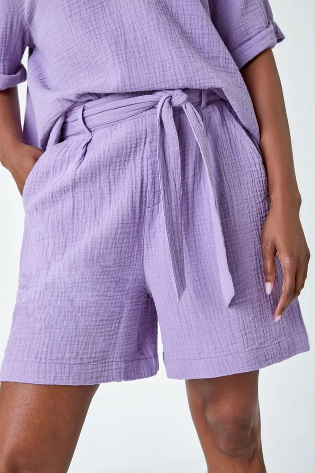 Women Lilac Textured Elastic Tie Waist Cotton Shorts Roman Trousers
