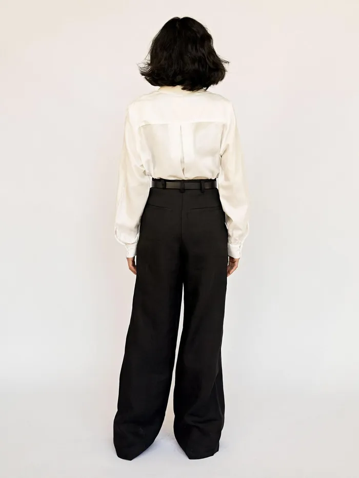 Women Matin 8211 White Classic Double Pocket Shirt The UNDONE Tops