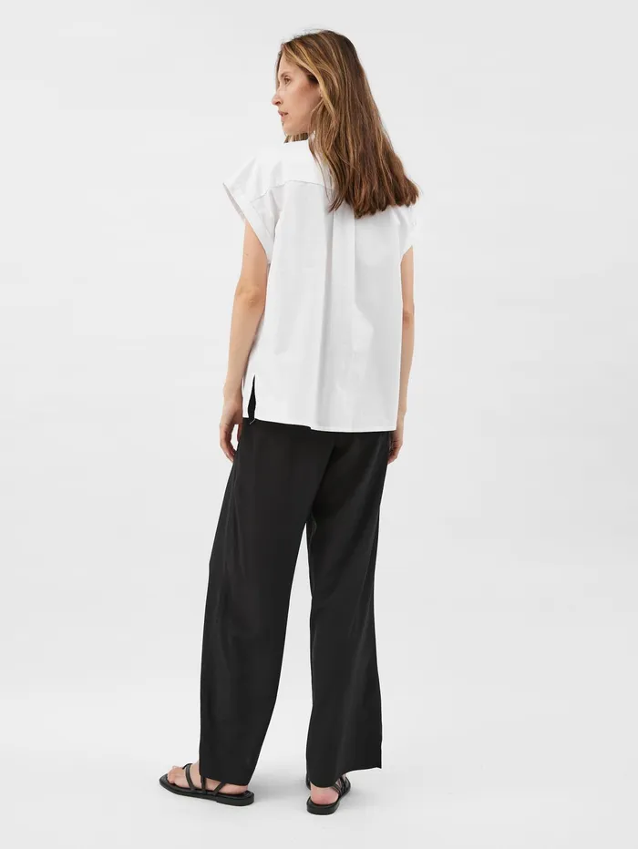 Women Matteau 8211 Relaxed Sleeveless Shirt In White The UNDONE Tops