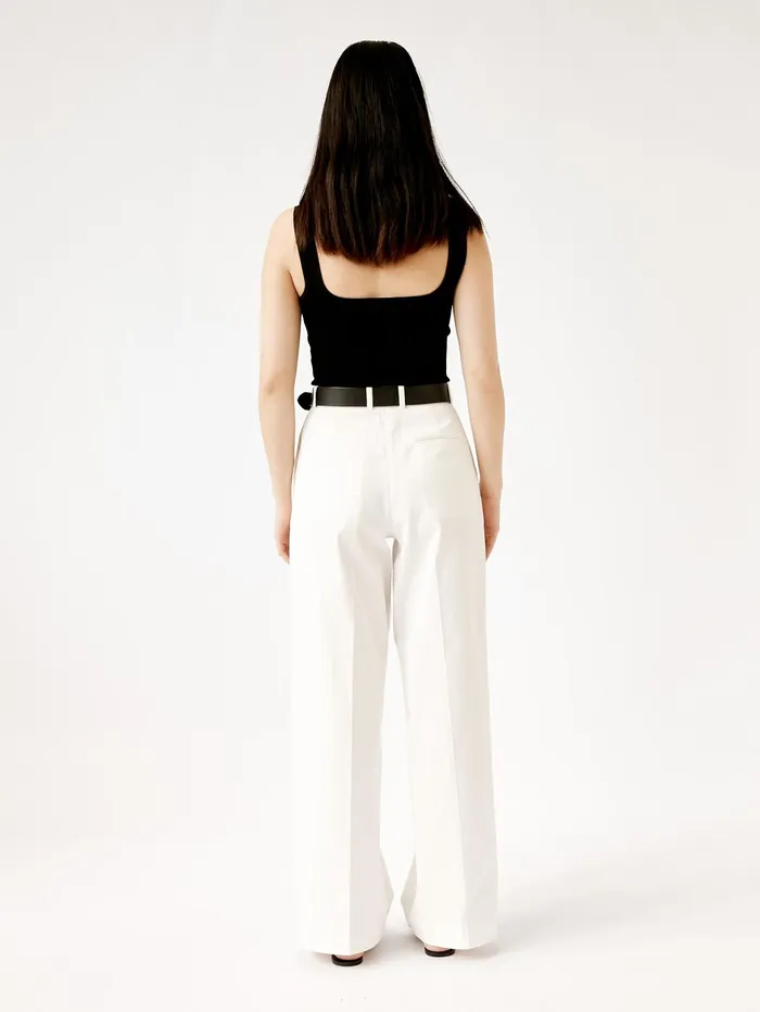 Women Matteau 8211 Summer Chino In White Chalk The UNDONE Pants
