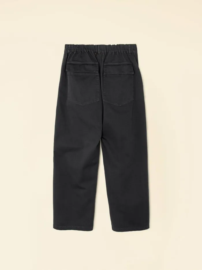 Women Pants and Jumpsuits Xirena Washed Black Morleigh Twill Pant