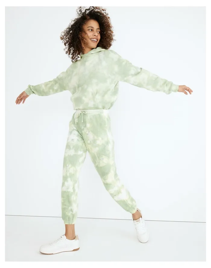 Women Richer Poorer Recycled Fleece Sweatpants In Tie Dye Green Storm Madewell Sweatshirts and Sweatpants Women Richer Poorer Recycled Fleece Sweatpants In Tie Dye Green Storm Madewell Sweatshirts and Sweatpants