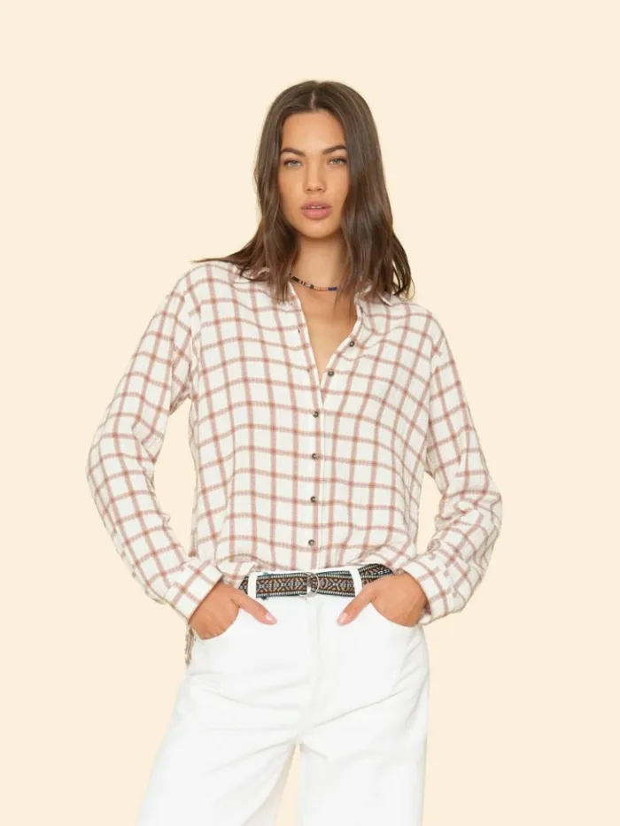 Women Shirts Xirena Cream Clay Scout Shirt
