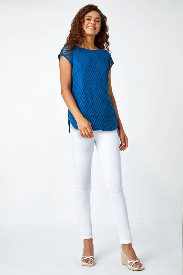 Women Teal Textured Chevron Print Top Roman Tops