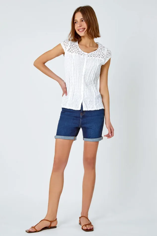 Women White Lace Yoke And Sleeve Crinkle Blouse Roman Tops