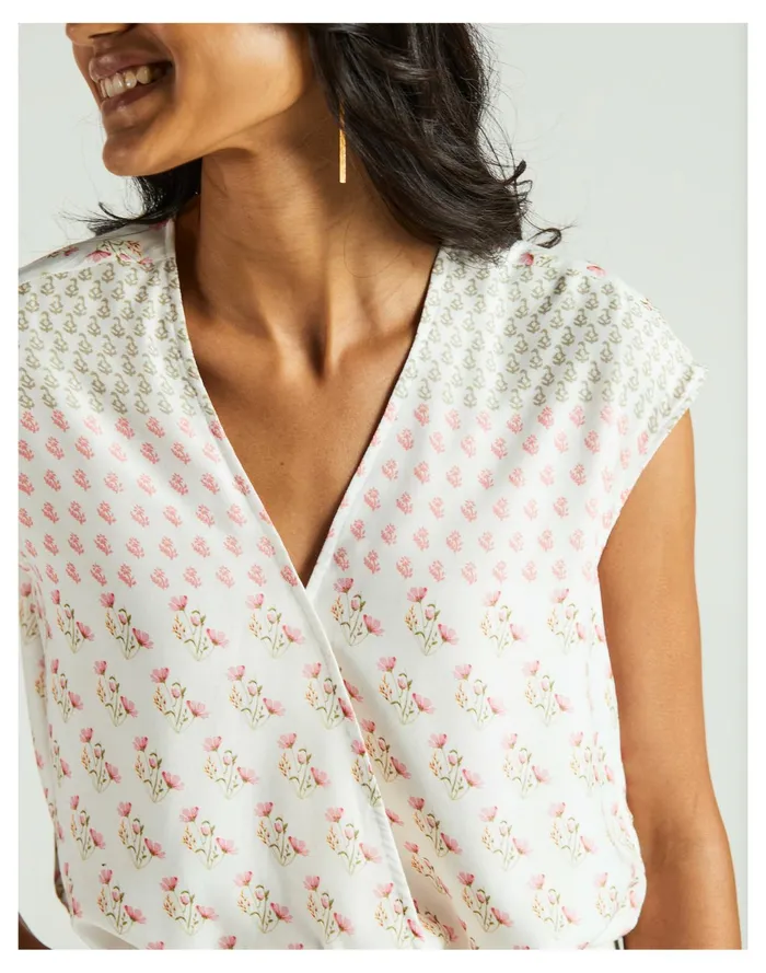 Women X Reistor Floral Crop Top Ivory White Madewell Tops and Shirts Women X Reistor Floral Crop Top Ivory White Madewell Tops and Shirts