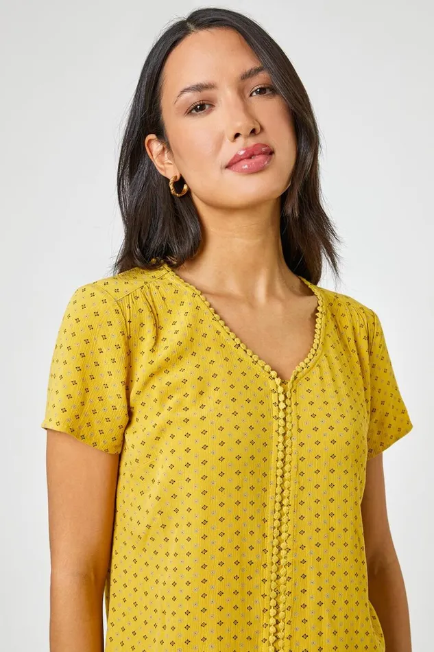 Women Yellow Ditsy Embroidered Trim Detail Top Roman Tops