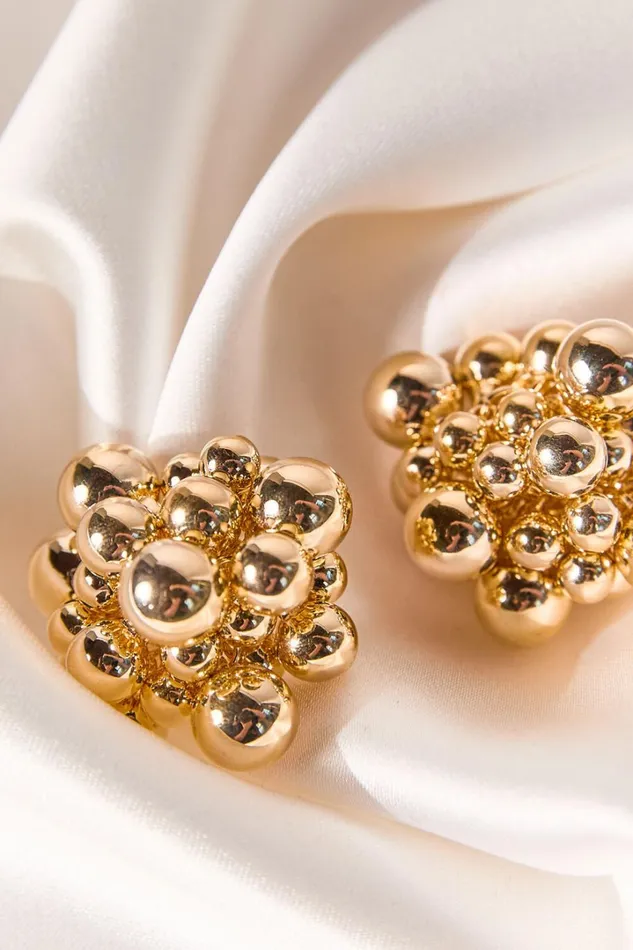 Wynn Earrings 8211 Bubble Detail Statement Earrings In Gold Women Showpo Earrings