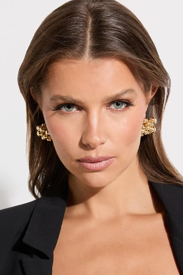 Wynn Earrings 8211 Bubble Detail Statement Earrings In Gold Women Showpo Earrings